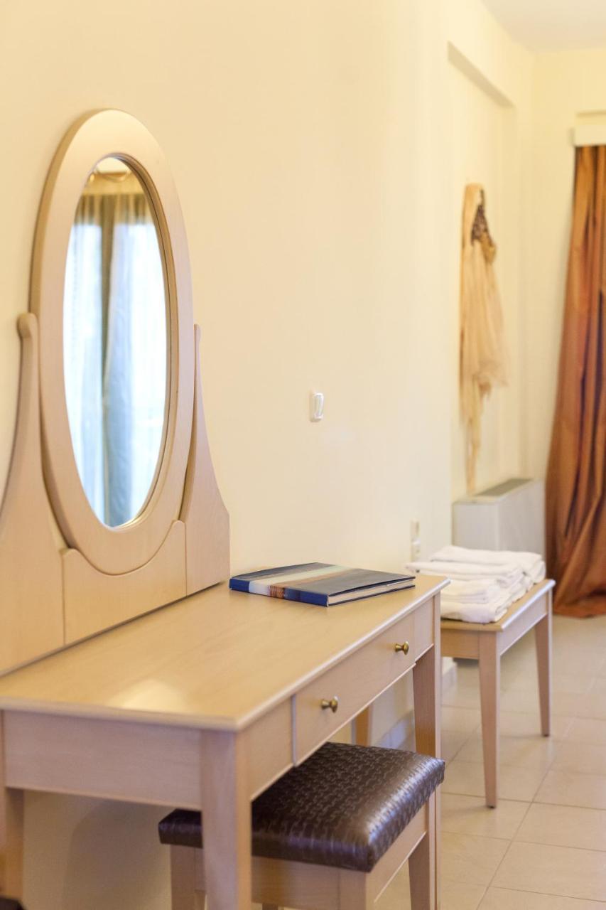 Koronisia Apartments Екстериор снимка
